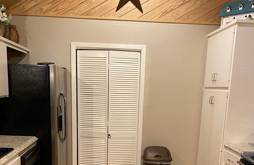 Heber Springs Cabina | Round Mountain Cabin Getaway