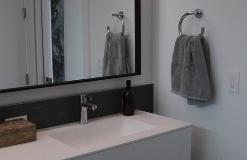Ledbetter Otro | Round Top Area Retreat