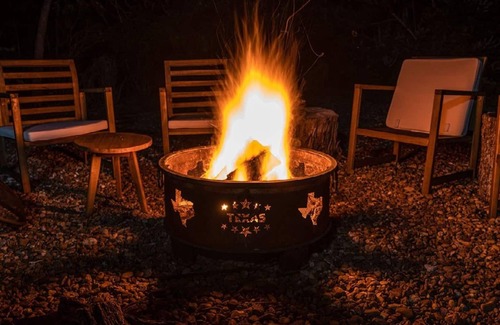 Round Top Casa | Round Top Gem | Casa Tres Hermanas | Pool + Hot Tub + Fire Pit + Grill