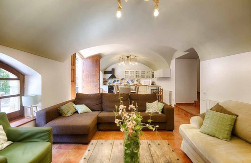 Sales de Llierca Apartamento | Apartamento Roure (2 -8 pax)
