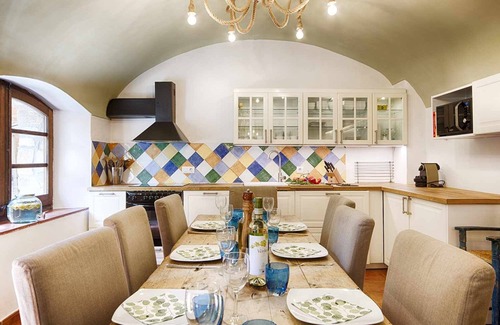 Sales de Llierca Apartamento | Apartamento Roure (2 -8 pax)