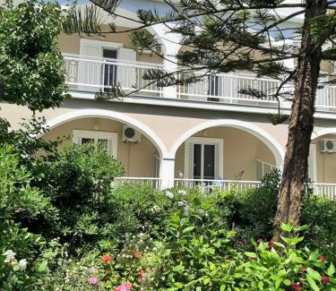 Argassi Apartamento | Rousela apartment