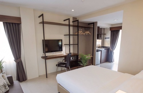 Dumaguete Hotel | Rovira Suites