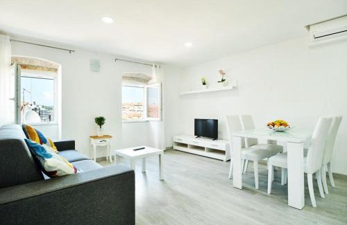 Rovinj Apartamento | Roviv Apartments in the Old Town by Irundo