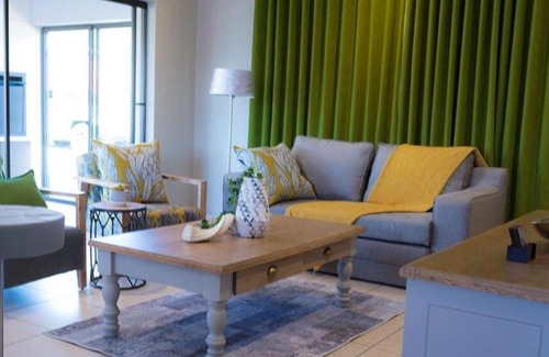 Mbombela Cabina | Rovy Villas Luxurious Chalet