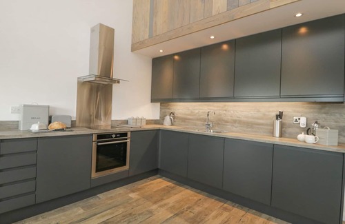 Keighley Cabaña | Rowan Bank, Jacobs Wood