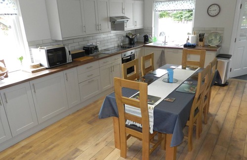 Newtonmore Casa | Rowanlea, Modern, spacious house in Newtonmore