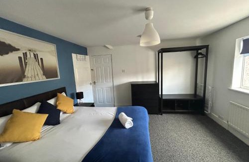 Derby Casa | Rowditch House Spacious 3 Bed Home from Home in Derby
