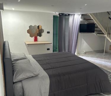 Naples Casa | Roy's Holidays Home