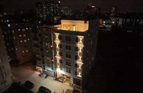 Bengaluru Hotel | ROYAL ACE BOUTIQUE HOTEL - Bhartiya City