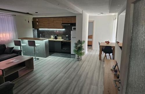 Novo Sarajevo Apartamento | ROYAL AMBIENCE Sarajevo