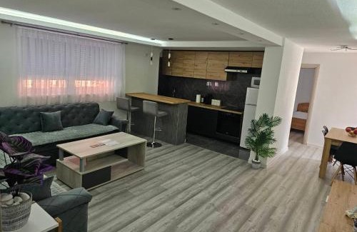 Novo Sarajevo Apartamento | ROYAL AMBIENCE Sarajevo