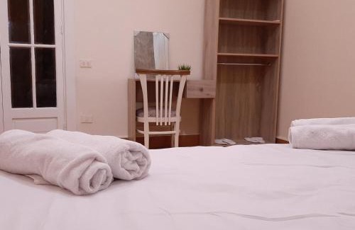 Downtown Cairo Apartamento | Royal Apartment in Talaat Harb Downtown Cairo
