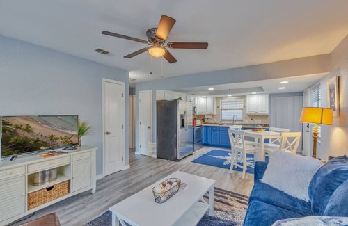 Gulfport Apartamento | Royal Blue Downtown-Gulfport-CooledPool