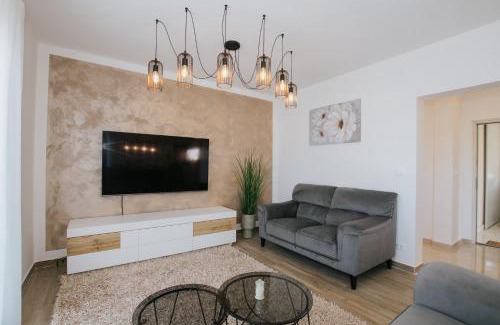Kastela Casa | Royal Blue House 3