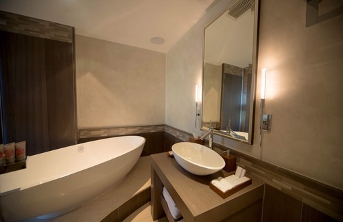 Deerfield Beach Hotel | Royal Blues Hotel