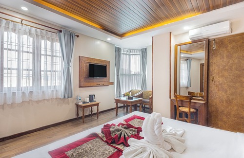 Sinamangal Hotel | Royal Boutique Hotel