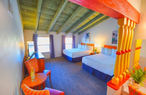 Solvang Hotel | Royal Copenhagen Inn