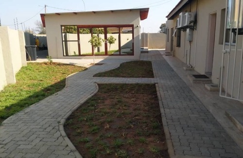 Gaborone Casa | Royal Cottage