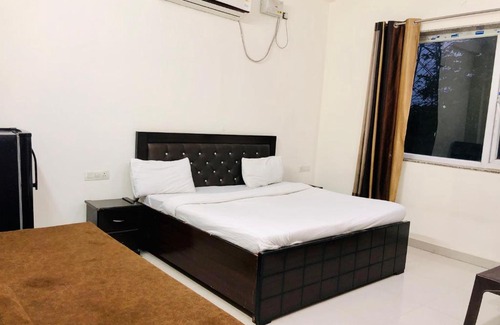 Sector 39 Casa | Royal Court Residency