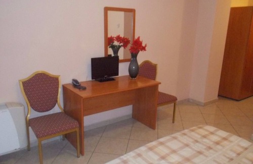 Ospedaletto D'Alpinolo Hotel | REAL HABITACIÓN DOBLE - ROYAL HOTEL
