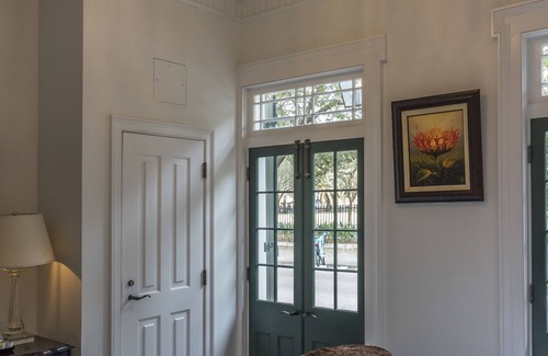 Faubourg Marigny Hotel | Royal Frenchmen Hotel and Bar
