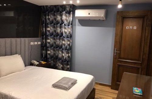 Garden City Hotel | Royal Garden Hotel & Restaurant