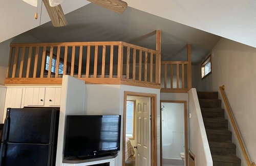 New Braunfels Cabaña | Royal Gate Retreat Unit 4