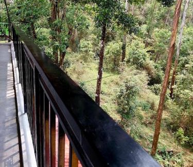 Valparai Casa | ROYAL GRAND Homestay & Resort
