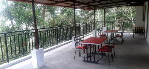 Valparai Casa | ROYAL GRAND Homestay & Resort
