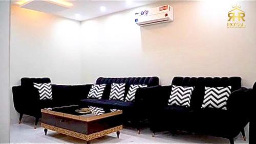 Bahria Town Apartamento | Royal Height Residence Luxury Hotel Apartments