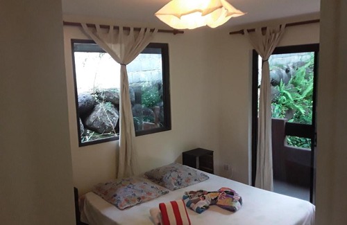 Faaa Casa | ROYAL HERE