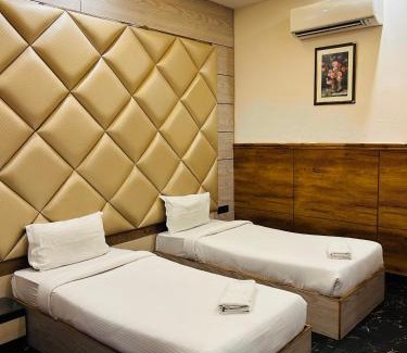 Ayodhya Complejo | Royal Heritage Hotel & Resort