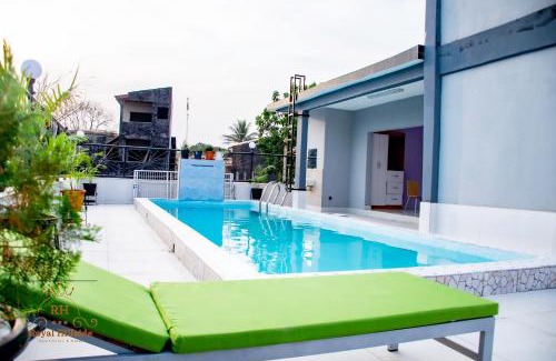 Yaounde Apartamento | Royal Hillside Apartments and Hotels