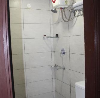 Zirakpur Apartamento | Royal Holiday Homes