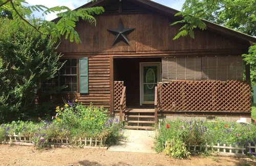Royal Casa | Royal Home for a Family Reunion in Hot Springs, AR