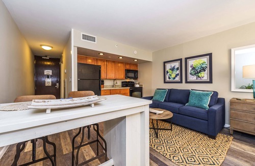 Kahana Condominio | Royal Kahana 318 Studio Bedroom Condo by RedAwning
