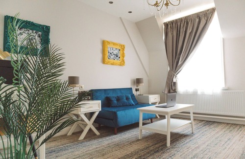 Lancaster Hotel | Royal Kings Arms