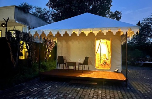 Jhusi Cabaña | Royal Kumbh Tents Prayagraj