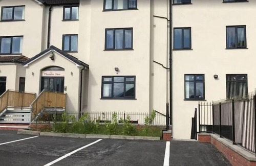 Old Trafford Apartamento | Royal Living Apartment