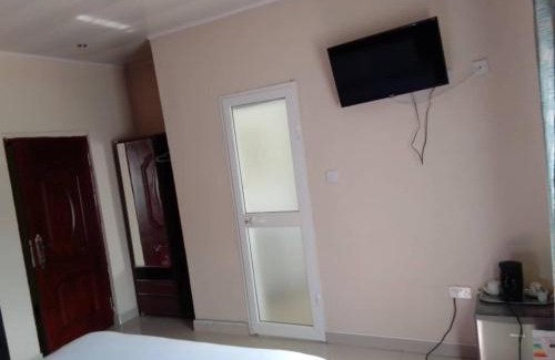 Livingstone Casa | Royal olimpia