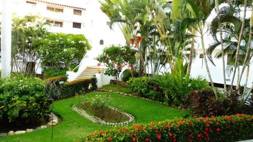 Marina Vallarta Apartamento | Royal Pacific Yacht Club Condo at Marina Vallarta for 2-4