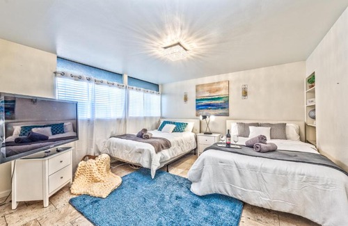 Rhodes Ranch Casa | Royal Palace -W/pool 5 Min to Strip & Convention