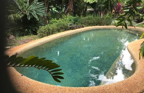 Mission Beach Casa | Royal Palm Cottage, Entire two bedroom 2 bathroom house with Pool