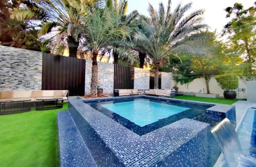 Jumeirah Park Villa | Royal private pool, Lux 7-bedroom villa on Marina