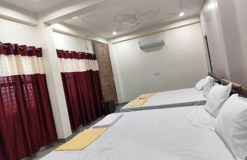 Varanasi Nagar Nigam Apartamento | Royal Rudraksh Palace