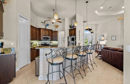 Cape Coral Casa | Royal Sereni Tee - Cape Royal Golf Community