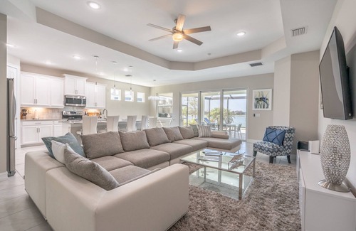 Naples Casa | Royal Stag Naples Reserve