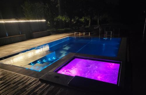 Cittadella Cama Y Desayuno | Royal Suite Parma con Piscine Calda e Fredda