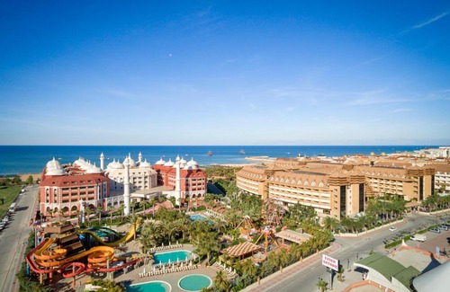 Side Hotel | Royal Taj Mahal Hotel
